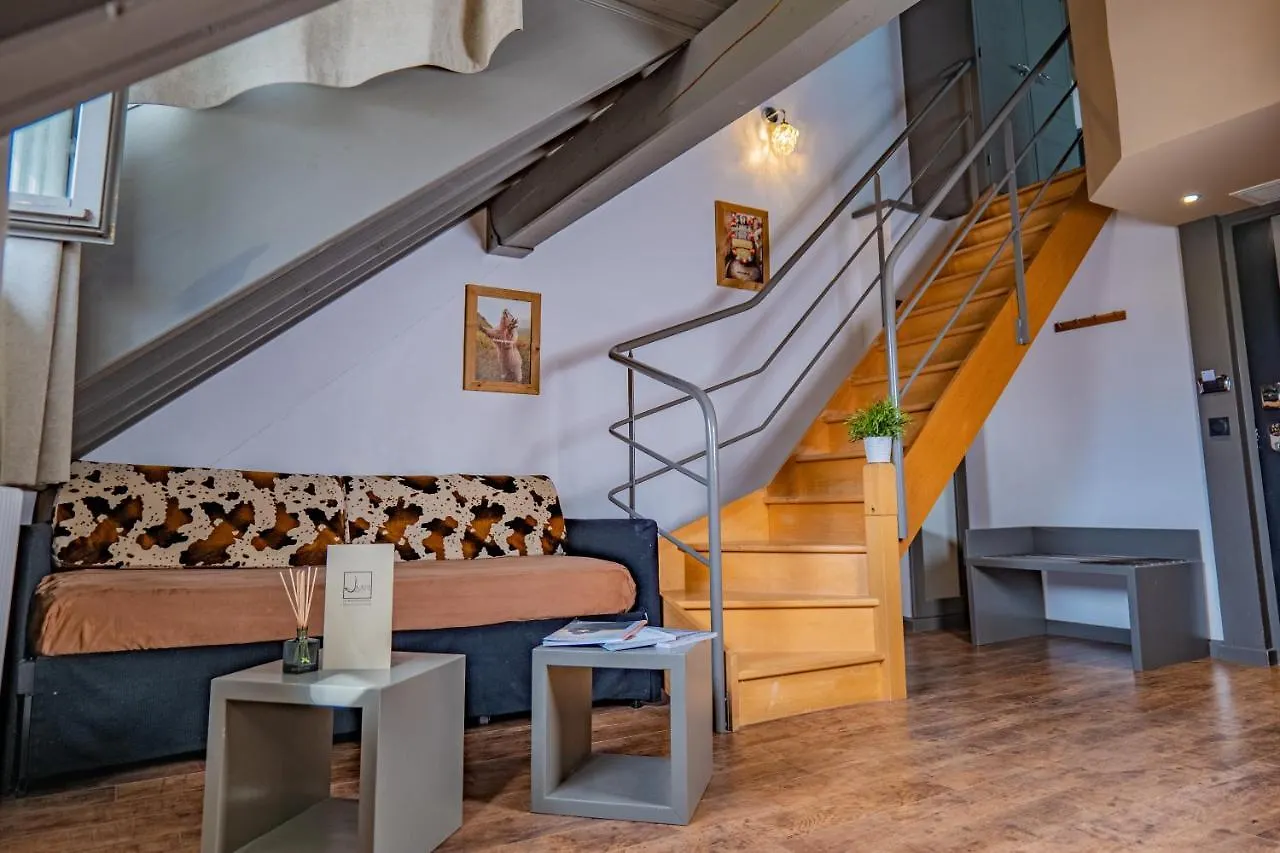 Hotel La maison rouge 3* Chambéry