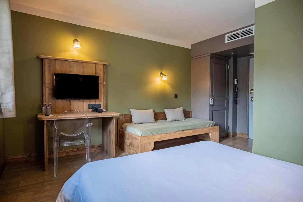 La maison rouge 3* Chambéry France