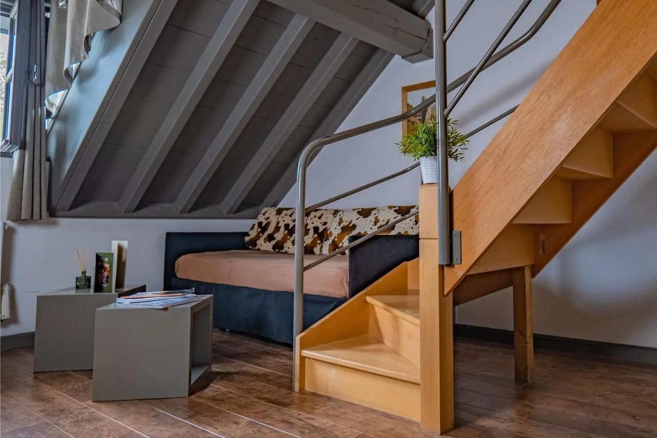 La Maison Rouge Chambery Hotel