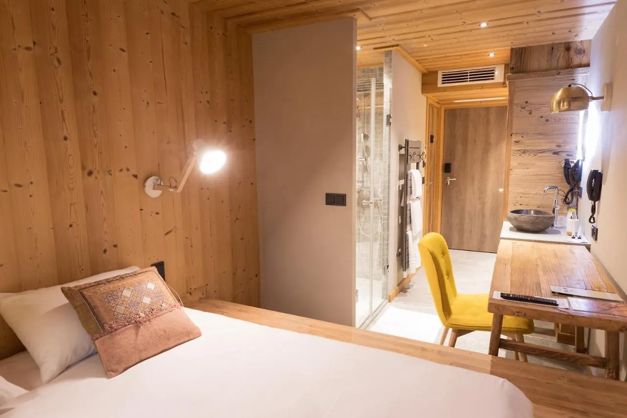 Hotell La Maison Rouge Chambéry